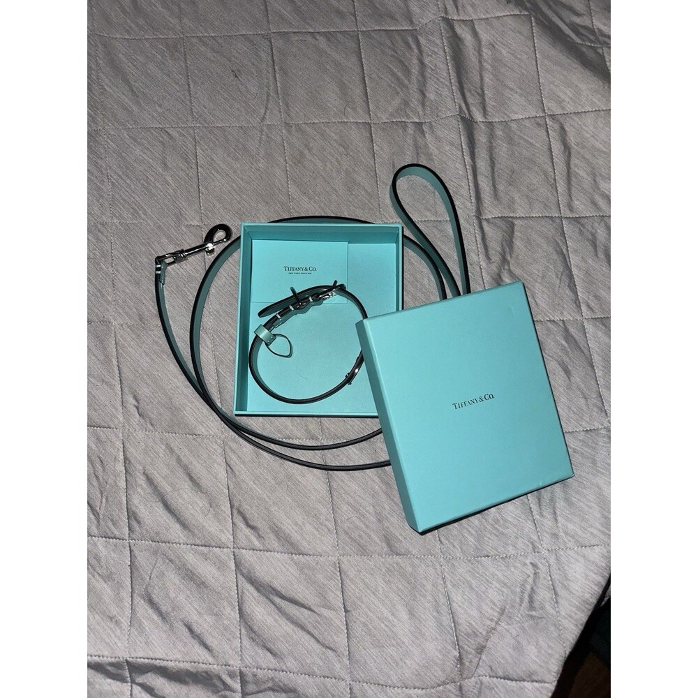 NEW Tiffany & Co Dog Collar and Leash. Sterling Silver..Size Medium